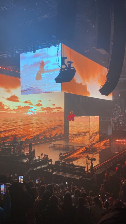 SZA ended her show with a performance of the song Good Days”. While in a large billowing red dress, she sang on an elevated platform above the stage, the same one she initially started on. The visuals projected showed the sun rising over the ocean, the calm after the storm. The end of the show served as a reminder to the audience that despite the call for SOS, there are always good days to look forward to. 

Date: Feb 24 2022